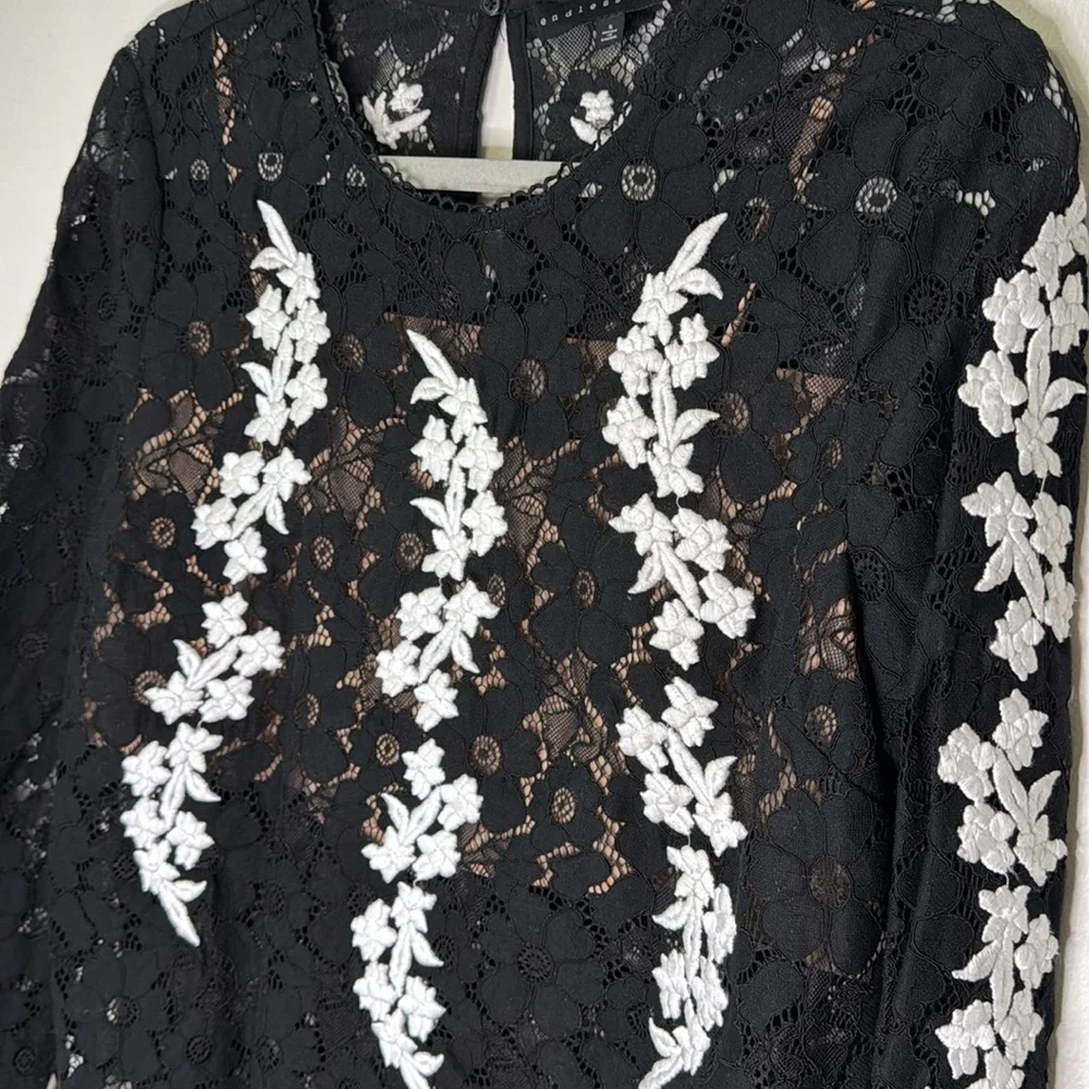Endless Rose Embroidered Lace Top - Picture 4 of 7